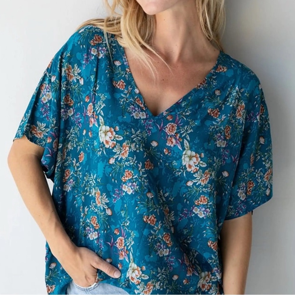 Natural Life floral blouse